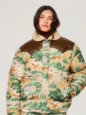 Dairy boy horse puffer coat NEW